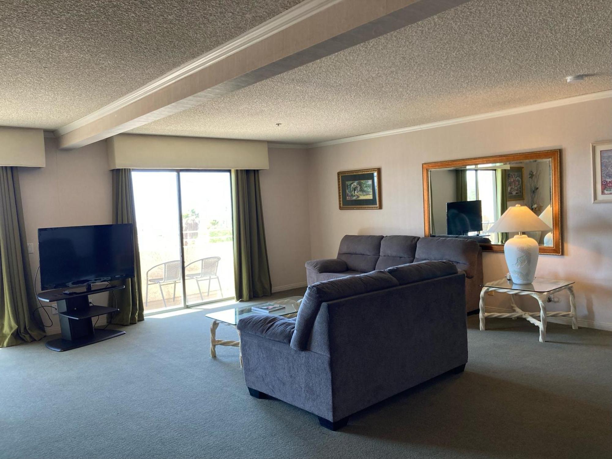 Miracle Springs Resort And Spa Дезърт Хот Спрингс Екстериор снимка